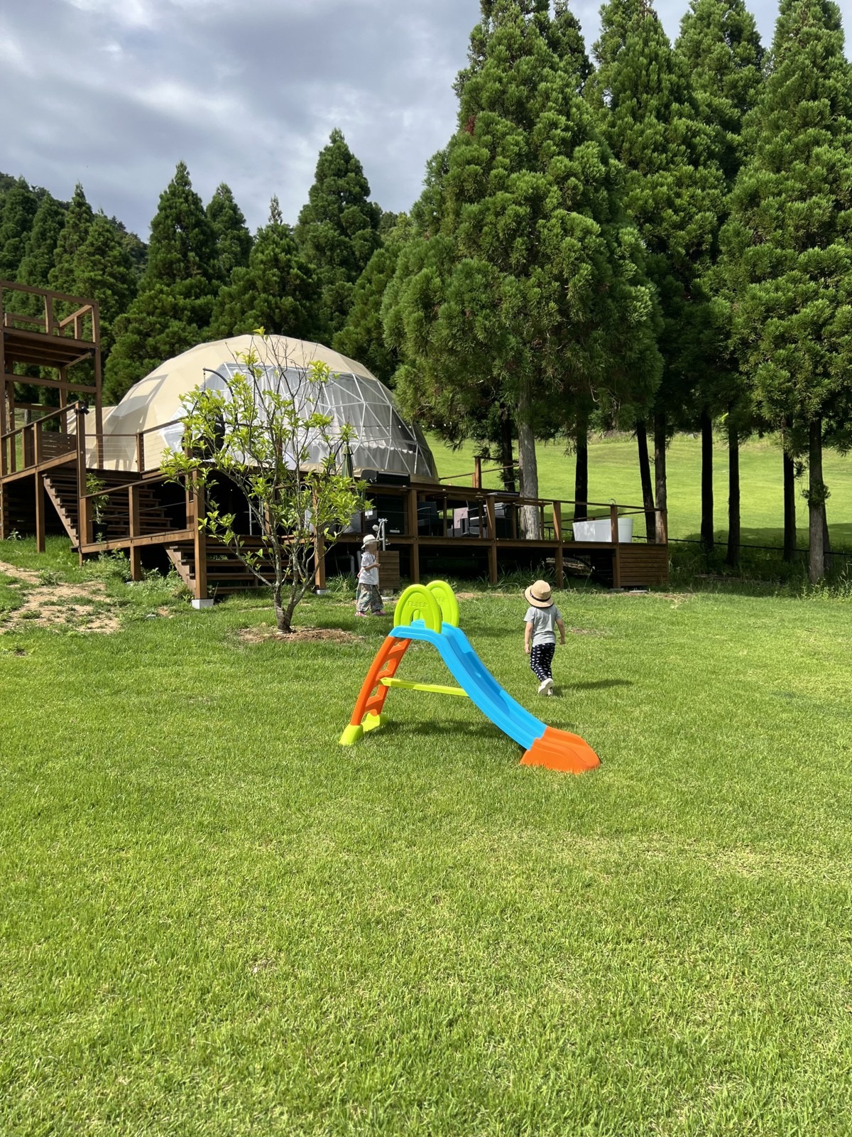 小さい子向けの滑り台