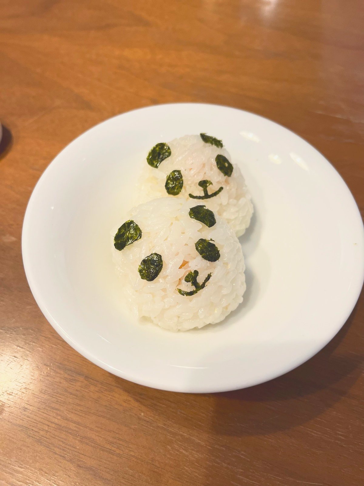 パンダの形のおにぎり