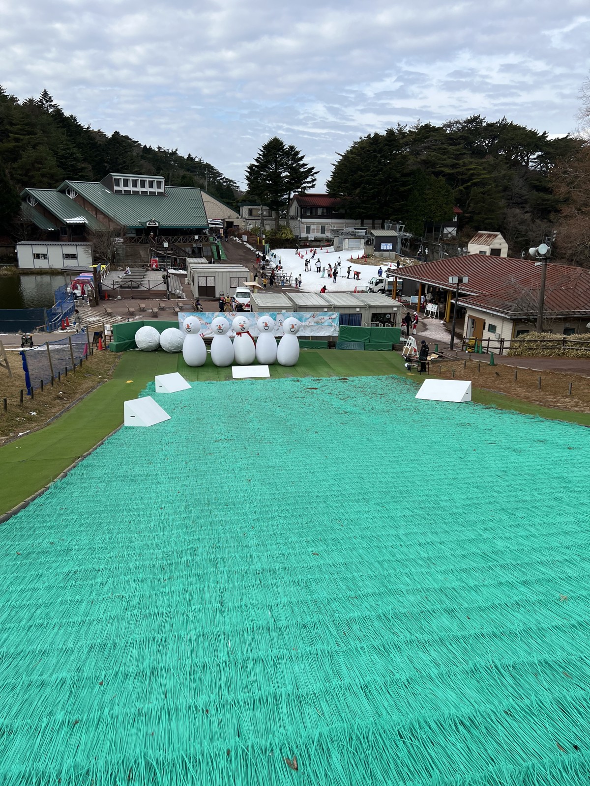 六甲山スノーパークは何歳から?4歳2歳の雪遊びデビューと、持っていくと便利なもの