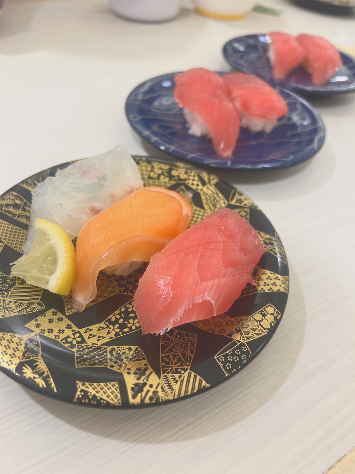 寿司の皿