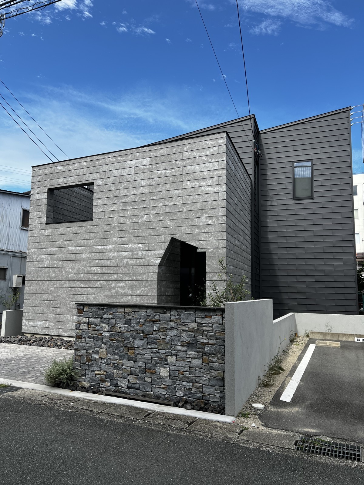 yado taniguchi(松阪)は最大15名?松阪駅から徒歩1分の1棟貸切